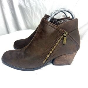 Bella Vita Dark Brown Ankle Booties